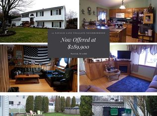 15 Natalie Ln, Warwick, RI 02886