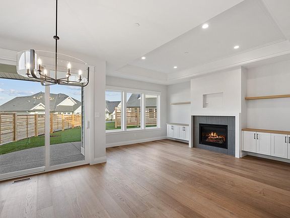 4th image of 1444 Crown Isle Dr #111