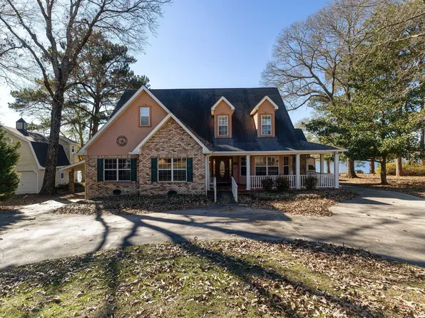 313 Rault Dr, Lumberton, MS 39455