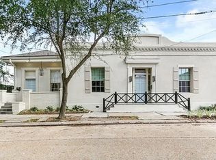 1656 Annunciation St, New Orleans, LA 70130