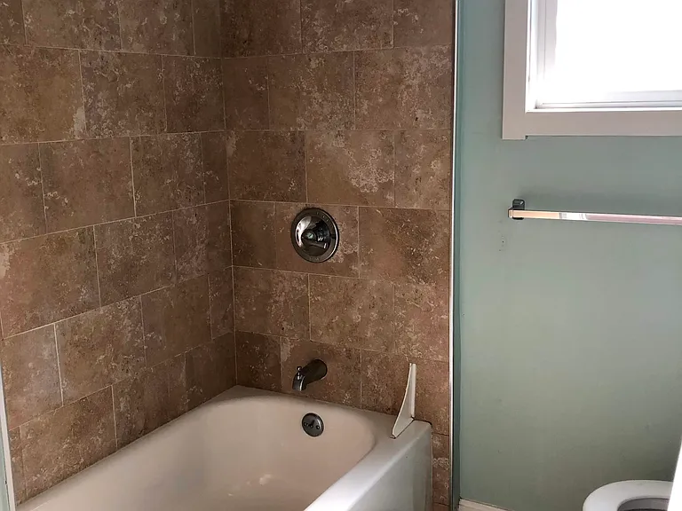 4824 Telegraph Ave — Photo 12