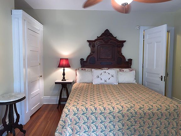 2nd image of 72 Union Ave #2