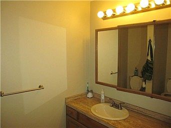 5th image of 18618 Woodside Dr SE