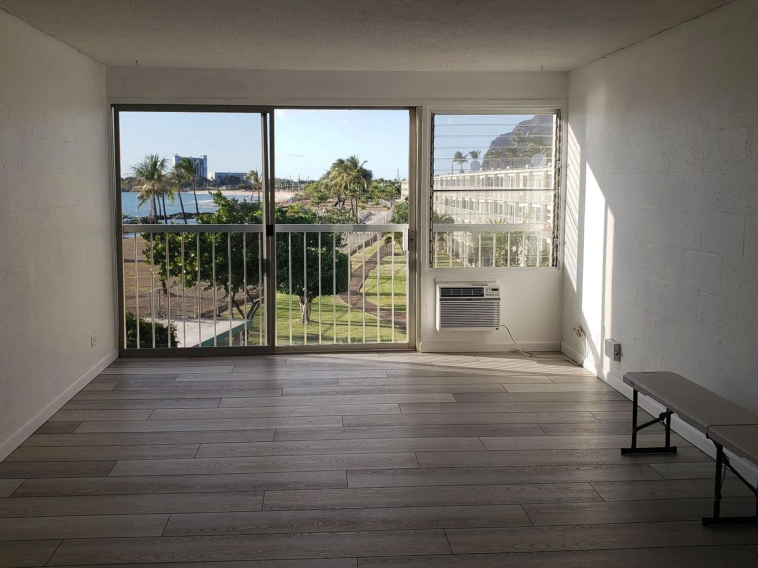 Studio, 366 sqft, $1,400 — Photo 2