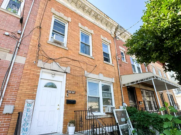 168-68 92nd Road image 1 of 2