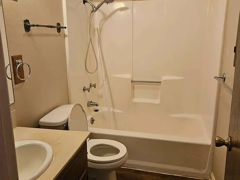 101 Trevino St #3 — Photo 2