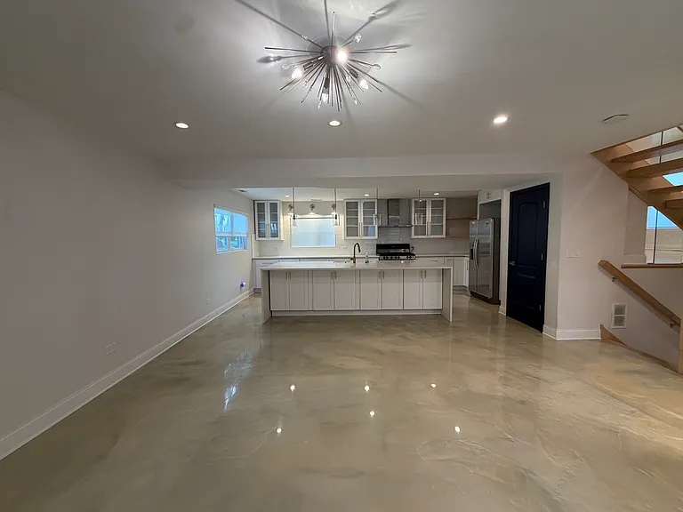 4532 Pershing Ave — Photo 7
