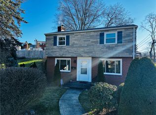 5468 Wolfe Dr, Pittsburgh, PA 15236