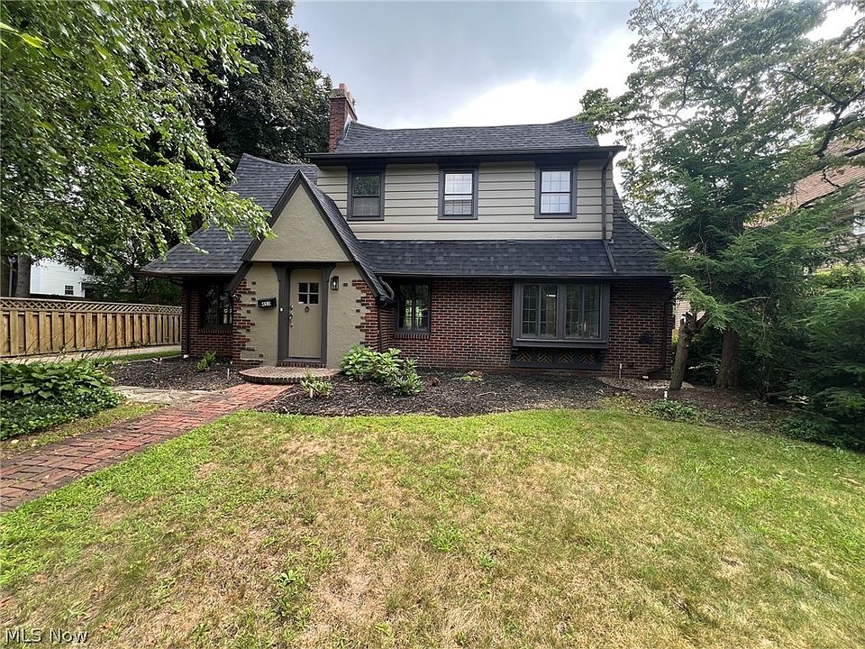 1st image of 453 Dorchester Rd
