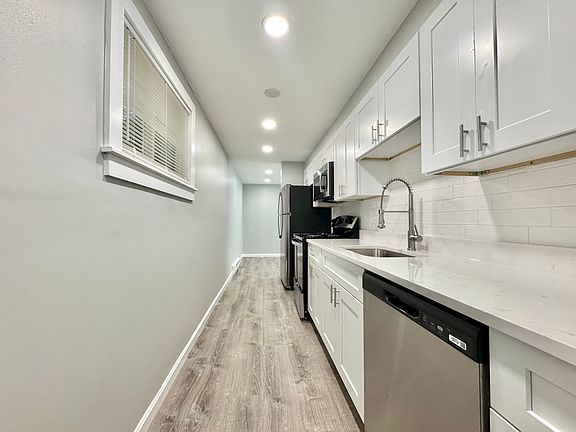 4th image of 100 Upton St #B1