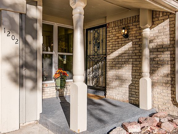 2nd image of 1202 Wynkoop Dr