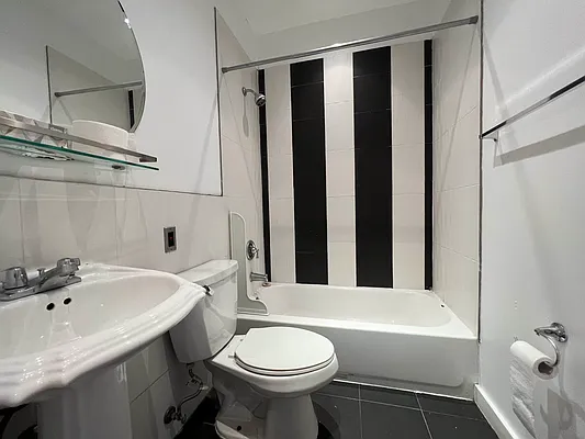 Rented by Rumah Realty Inc | media 15