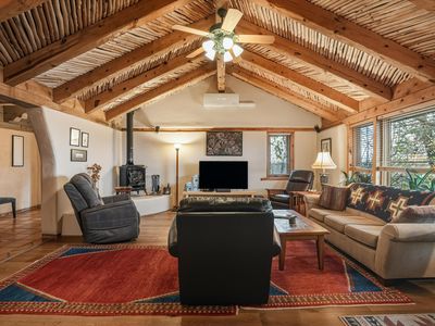 1320 Hollywood Blvd, Corrales, NM, 87048