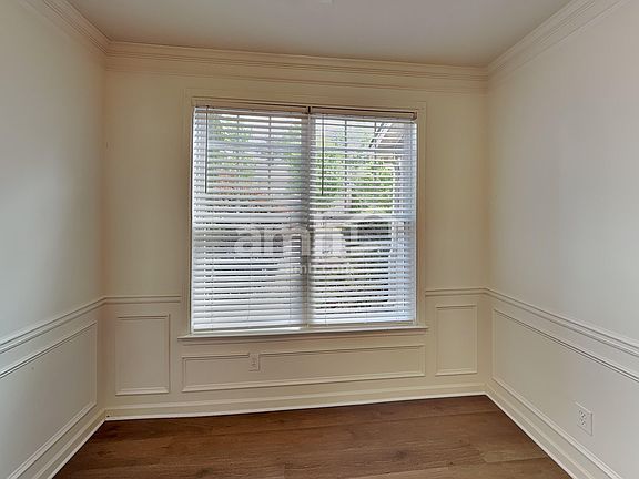 5th image of 2607 Peach Shoals Cir