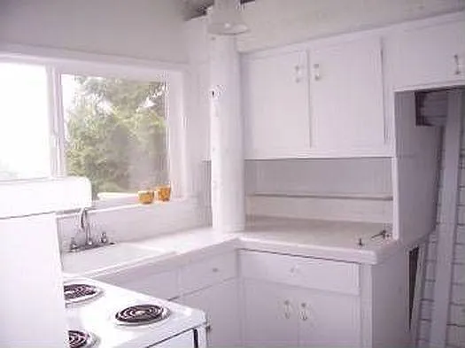 McFarland Dr — Photo 9