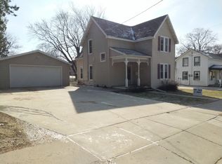 211 Ramsland St, Westby, WI 54667