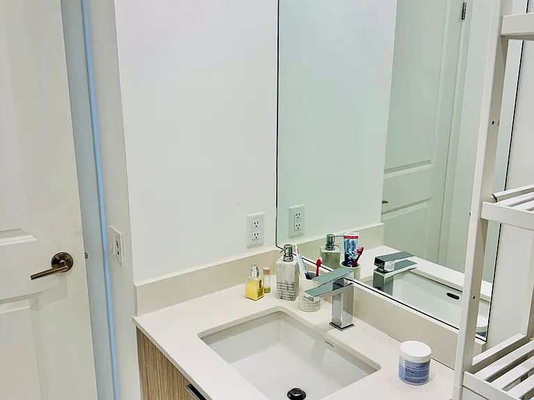 395 Bloor St E #2807 — Photo 22