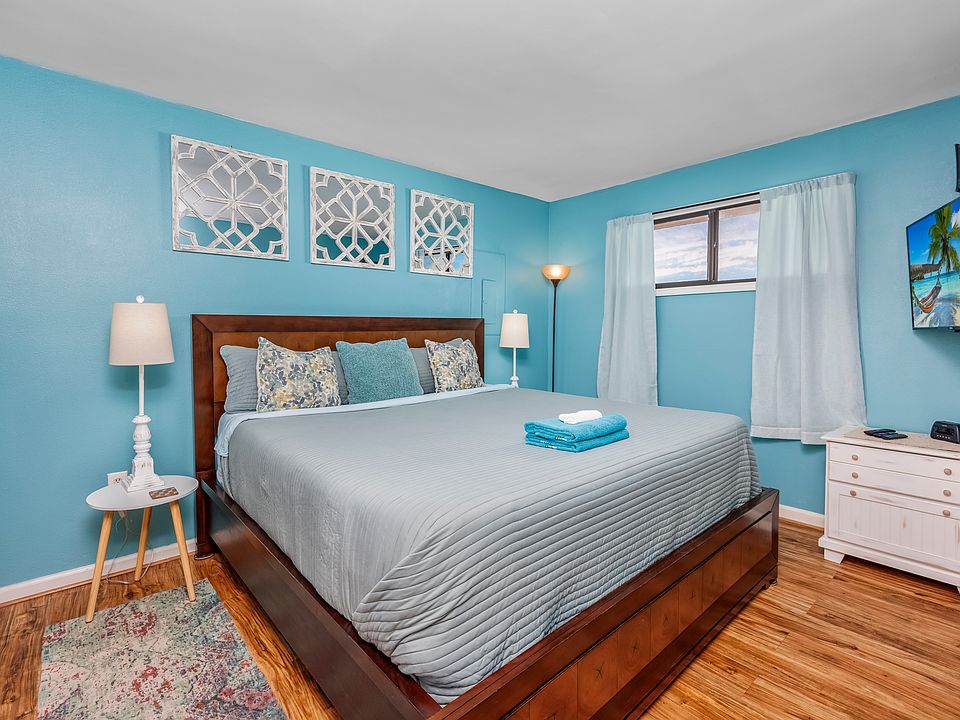 king bedroom