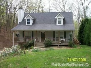 9880 Parkway Ln, Gainesville, GA