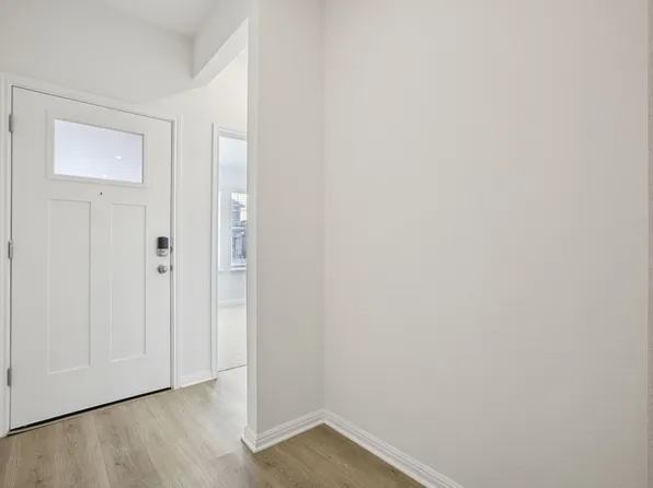 The Hughes (841) Plan, Prairie Winds - Reserve Collection