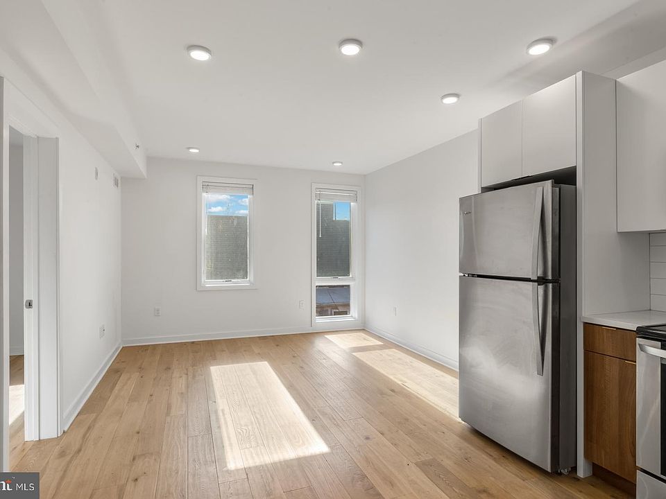 1st image of 1416-22 Frankford Ave #403