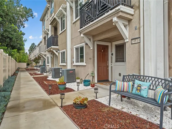 14840 W Maple Ter, Panorama City, CA 91402