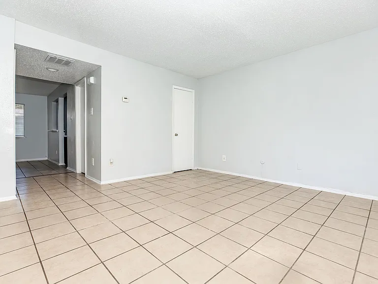 Avalon Village Townhomes — Photo 18
