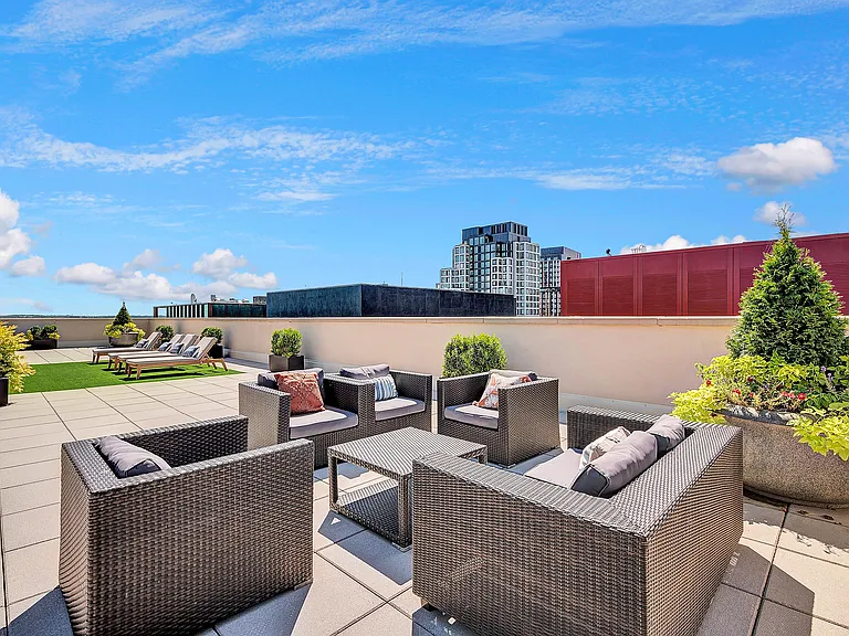 Rooftop Lounge Spaces