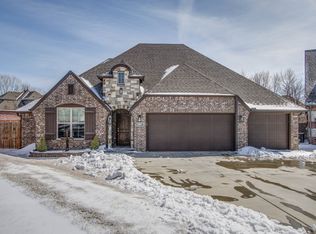 1001 W Fargo Ln, Broken Arrow, OK 74012