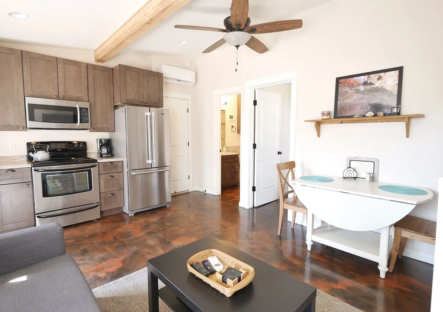 1 bed, 400 sqft, $1,450 — Photo 1