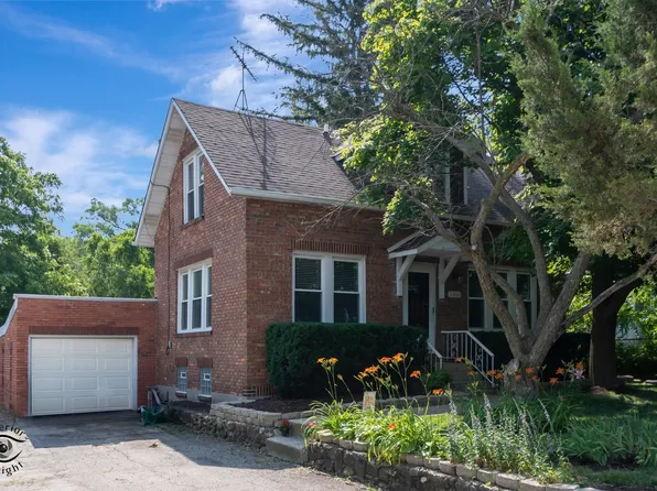 5305 Belmont Rd, Downers Grove, IL 60515