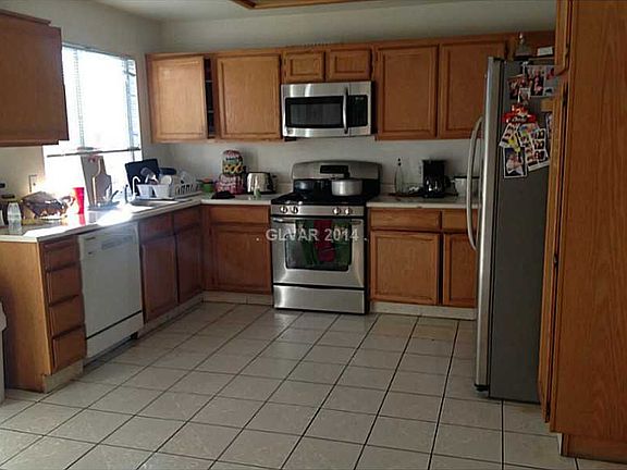 2nd image of 6039 Peach Blossom Ln