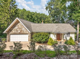 164 Breezemont Dr, Waynesville, NC 28786