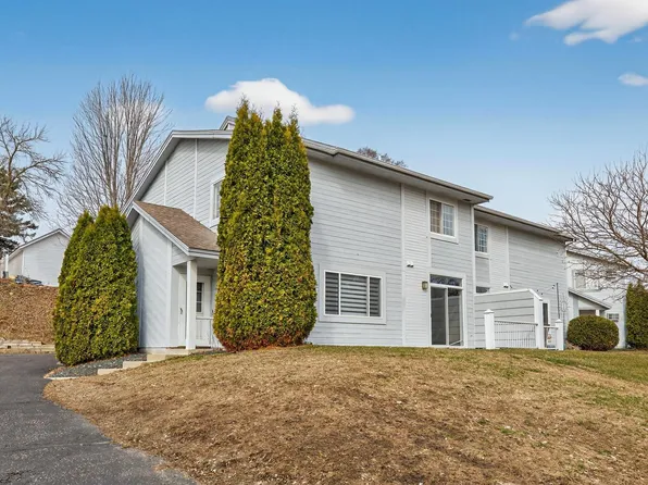 281 Zumbro Dr NW, Rochester, MN 55901