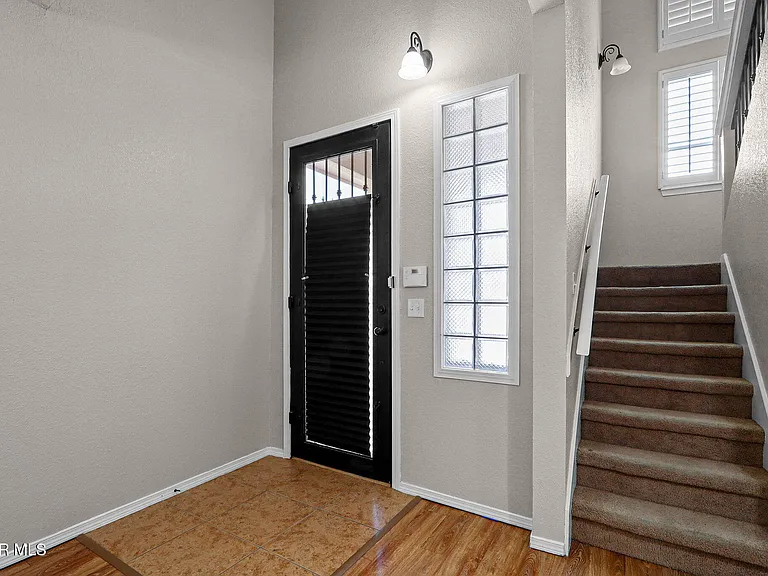 2057 Shreya St — Photo 6