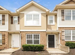 8037 Logan Dr, La Vergne, TN 37086