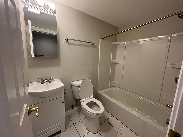 343 Main St #1 — Photo 8