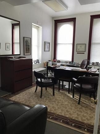 2nd image of 15 Hawley St