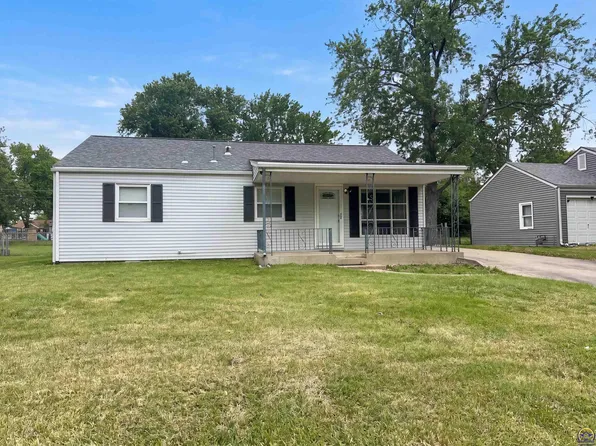 5618 SW 14th St, Topeka, KS 66604