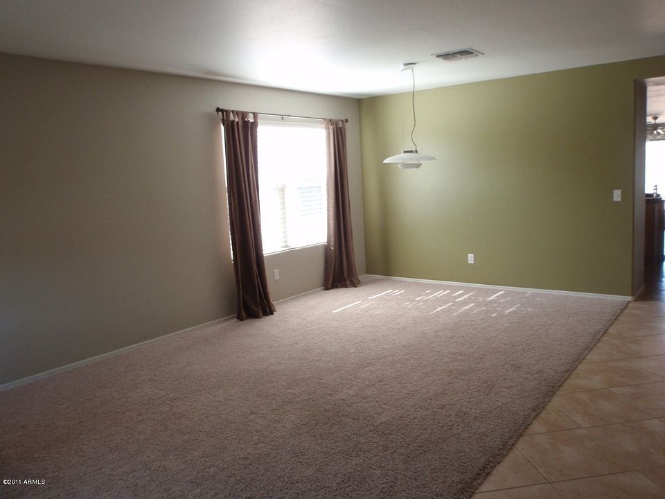 2nd image of 15818 W Watson Ln