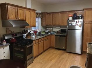 6 Lester Pl, Jamaica Plain, MA 02130