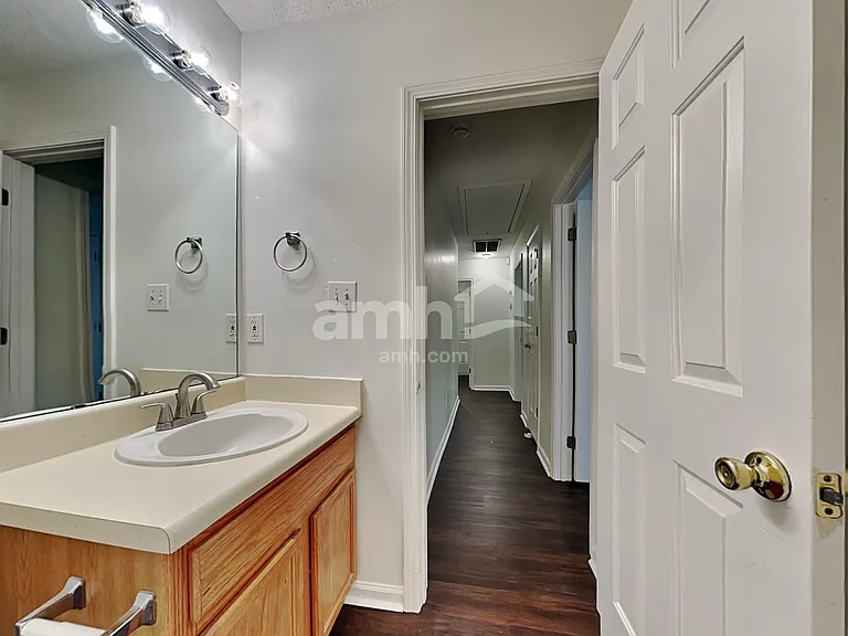 6014 Pennycross Ln — Photo 17