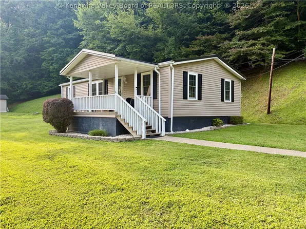 14755 Pond Fork Rd, Van, WV 25206