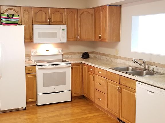 4th image of 4830 Heatherton Dr