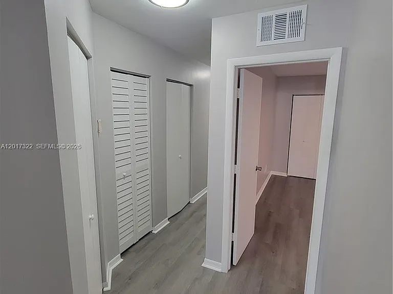 1414 NW 8th Ave #1 — Photo 16