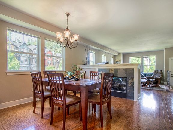 4th image of 2713 SW Sylvan Heights Dr