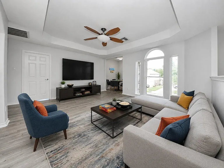 11207 Satin Tail Ln — Photo 40
