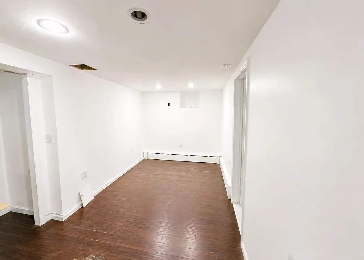 Building Photo - 78 Woodruff Ave #1