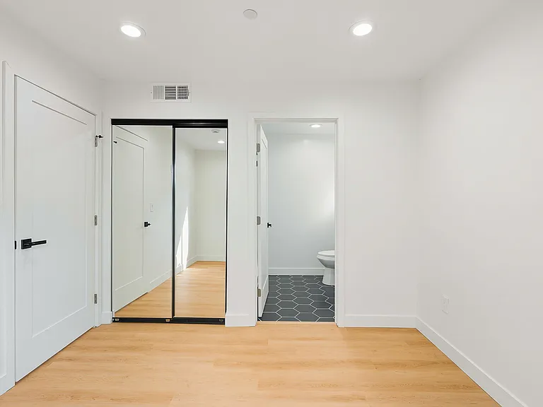 5512 S Manhattan Pl #5512 — Photo 20