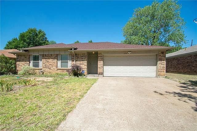 6216 Big Springs Dr, Arlington, TX 76001 | Zillow